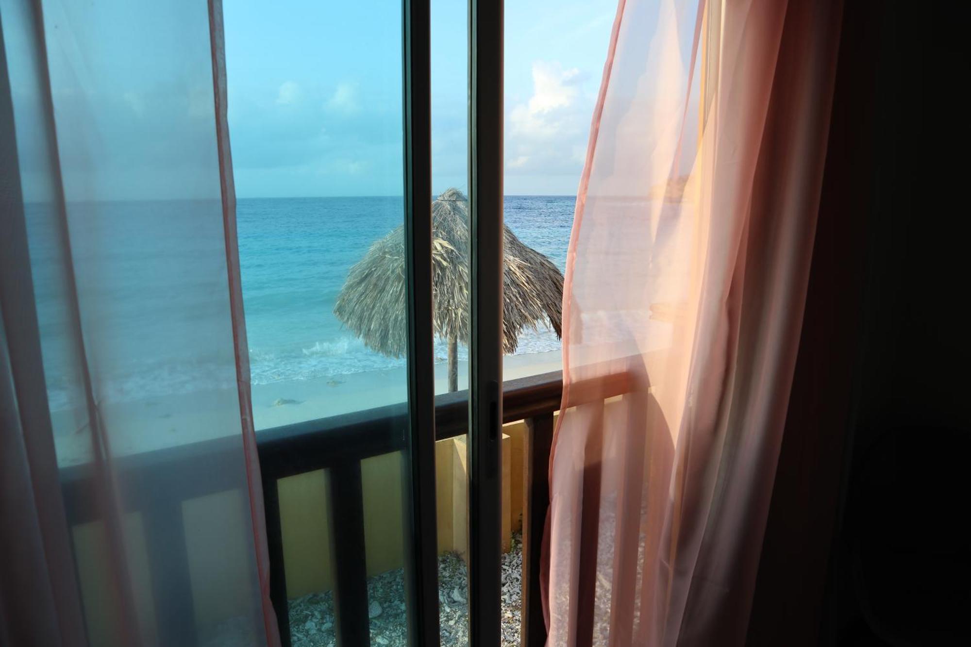 Ocean View Palapa Apartment Jan Thiel Bagian luar foto