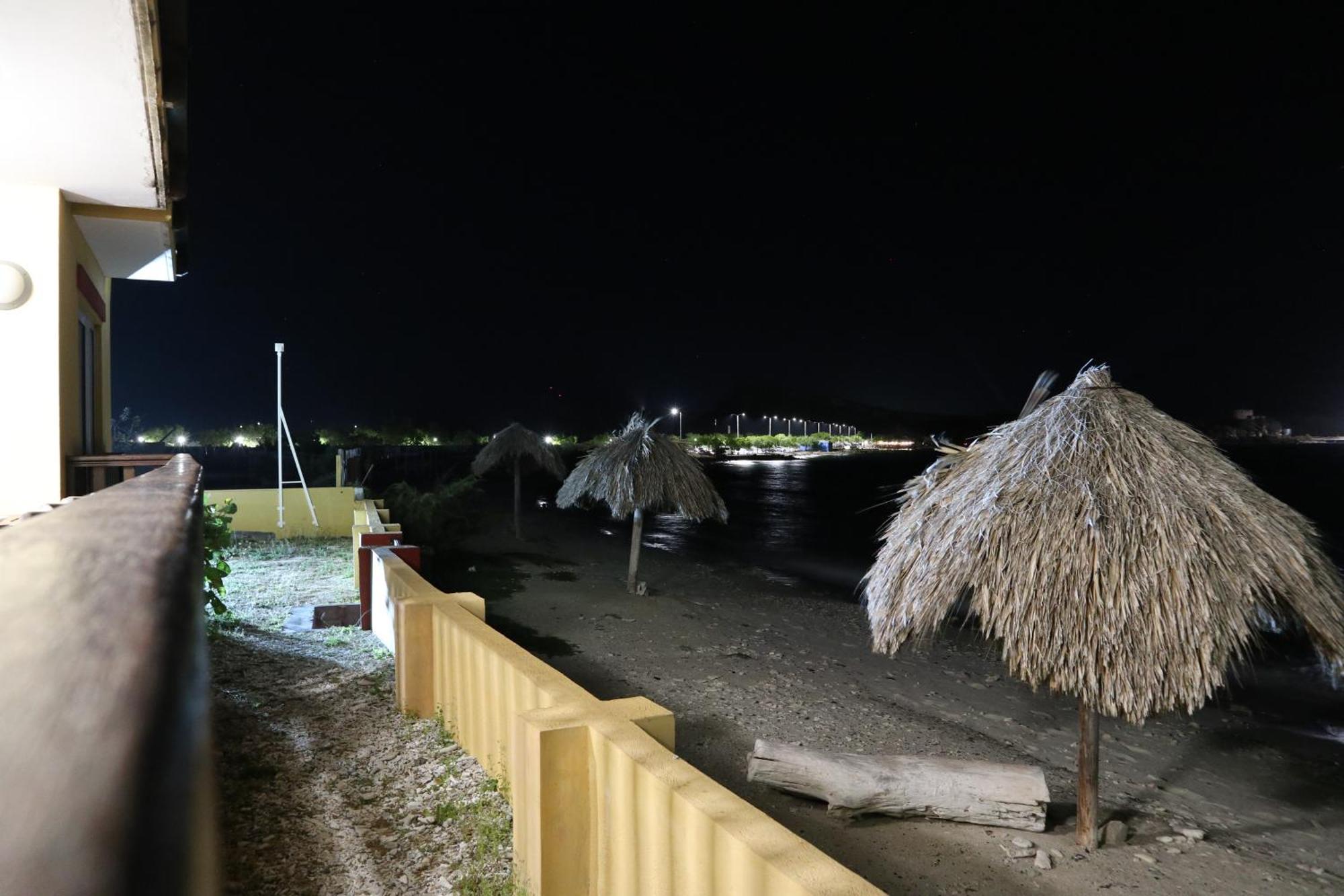 Ocean View Palapa Apartment Jan Thiel Bagian luar foto